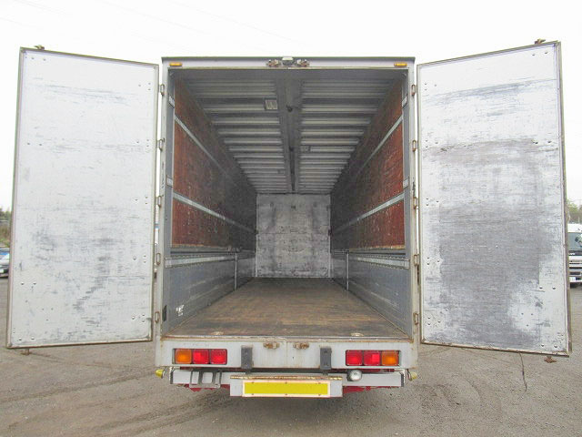 日野プロフィアアルミウイング大型（10t）[写真07]