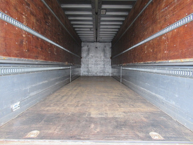 日野プロフィアアルミウイング大型（10t）[写真08]