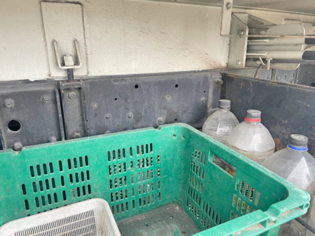 三菱ふそうファイターパッカー車（塵芥車）中型（4t）[写真17]