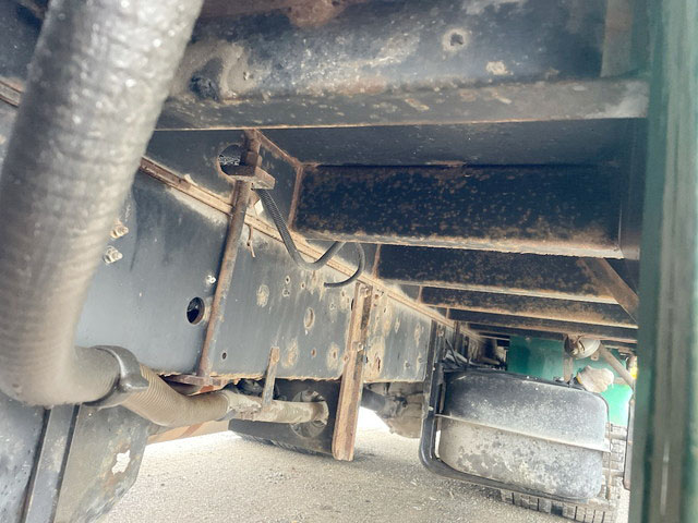 いすゞフォワードセルフローダー中型（4t）[写真19]