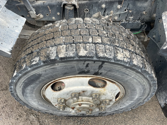 いすゞフォワードセルフローダー中型（4t）[写真21]