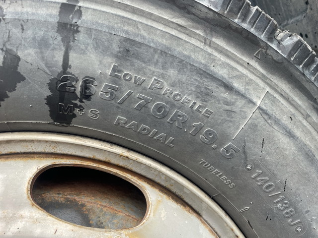 いすゞフォワードセルフローダー中型（4t）[写真23]