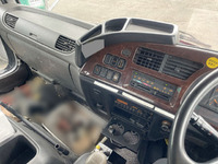 いすゞフォワードセルフローダー中型（4t）[写真33]