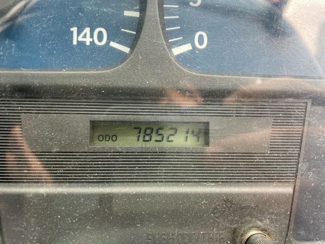 UDトラックスコンドルセルフクレーン4段増トン（6t・8t）[写真33]