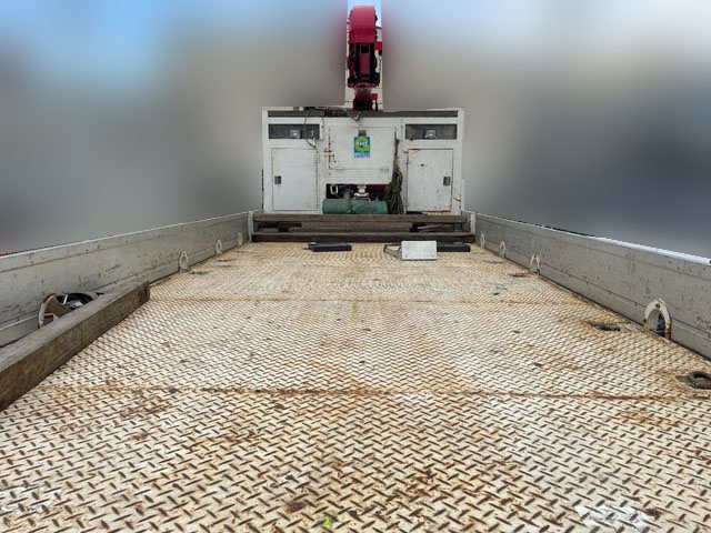 UDトラックスコンドルセルフクレーン4段増トン（6t・8t）[写真04]