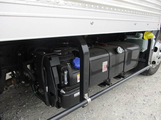 いすゞエルフアルミバン小型（2t・3t）[写真15]