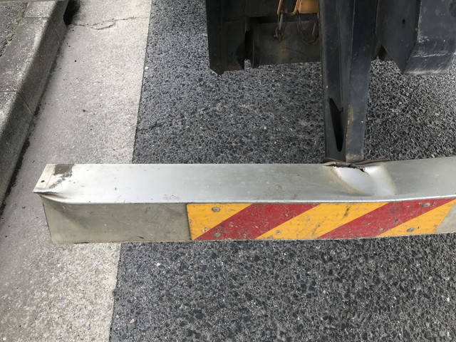 日野プロフィアアームロール大型（10t）[写真12]