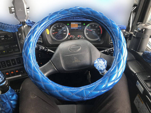 日野プロフィアアームロール大型（10t）[写真24]