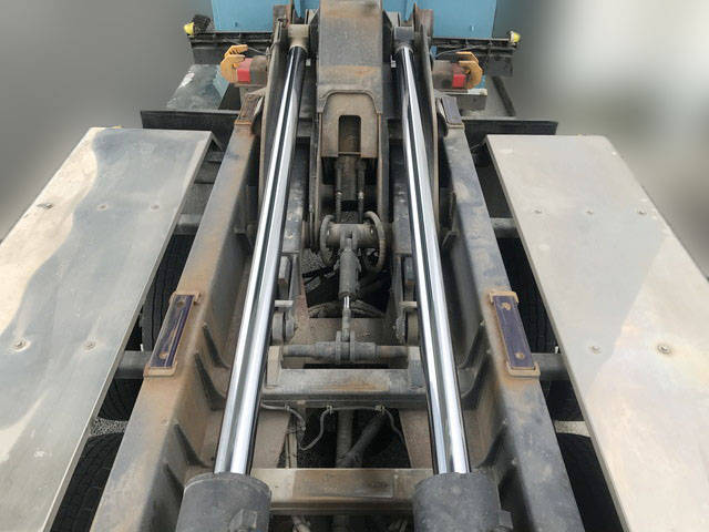 日野プロフィアアームロール大型（10t）[写真09]