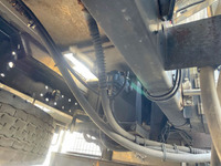 UDトラックスクオンタンク車（タンクローリー）大型（10t）[写真28]