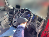 UDトラックスクオンタンク車（タンクローリー）大型（10t）[写真36]