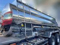 UDトラックスクオンタンク車（タンクローリー）大型（10t）[写真04]