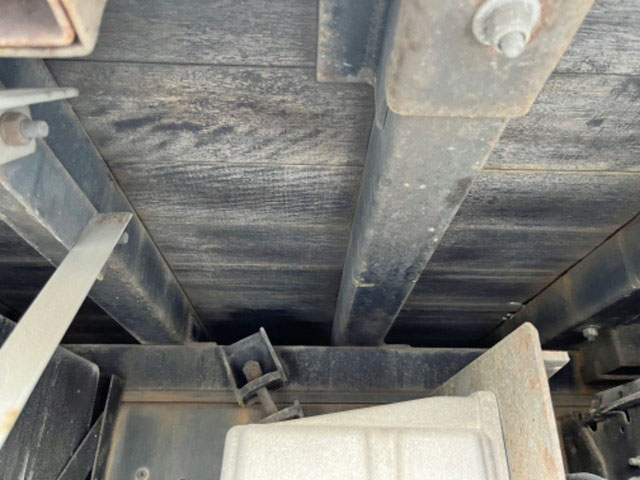 UDトラックスクオンアルミブロック大型（10t）[写真11]