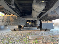 UDトラックスクオンアルミブロック大型（10t）[写真15]