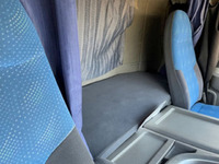 UDトラックスクオンアルミブロック大型（10t）[写真19]