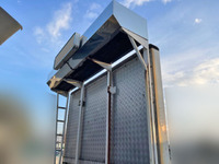 UDトラックスクオンアルミブロック大型（10t）[写真09]