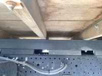 いすゞエルフ平ボディ小型（2t・3t）[写真10]