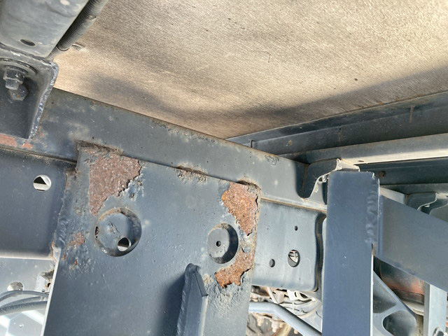 日産アトラスアルミバン小型（2t・3t）[写真23]