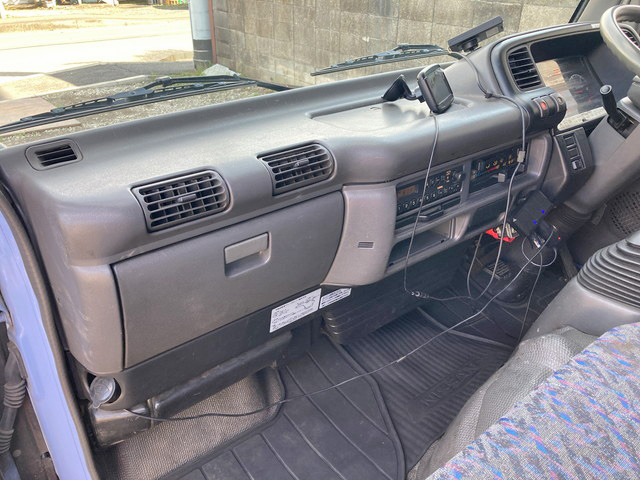 日産アトラスアルミバン小型（2t・3t）[写真34]