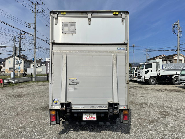 日産アトラスアルミバン小型（2t・3t）[写真09]