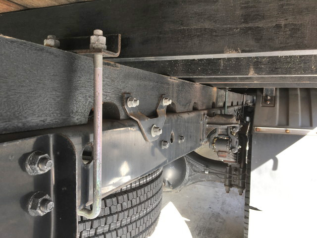 三菱ふそうファイタークレーン5段中型（4t）[写真23]