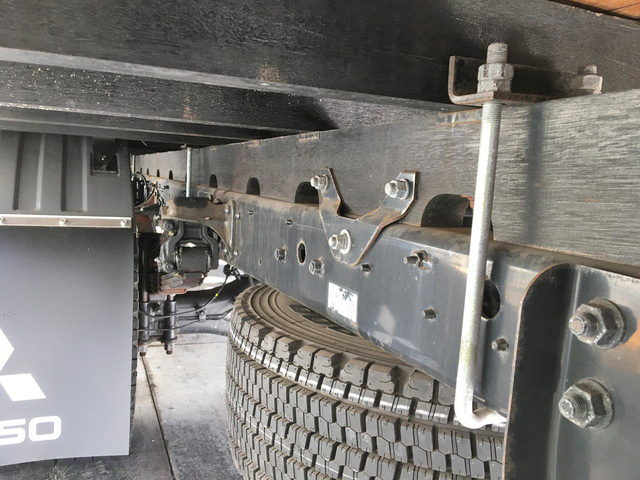 三菱ふそうファイタークレーン5段中型（4t）[写真24]