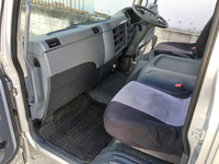 三菱ふそうファイタークレーン5段中型（4t）[写真34]