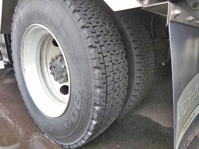 日野レンジャー冷凍車（冷蔵車）中型（4t）[写真23]