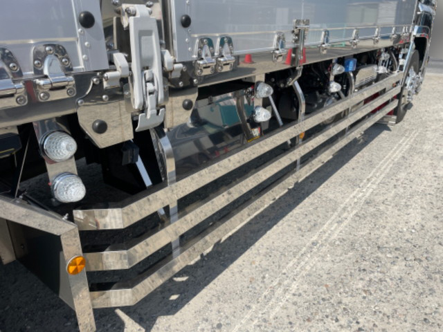 日野プロフィアアルミウイング大型（10t）[写真15]