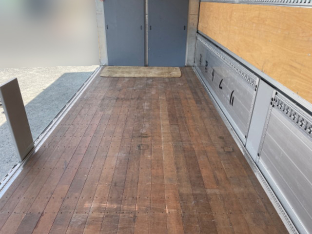 日野プロフィアアルミウイング大型（10t）[写真07]