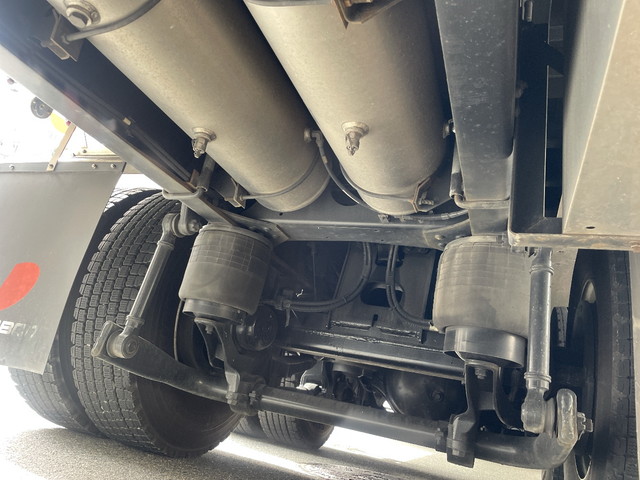 三菱ふそうスーパーグレートアルミブロック大型（10t）[写真14]