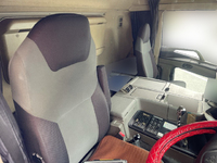 三菱ふそうスーパーグレートアルミブロック大型（10t）[写真20]