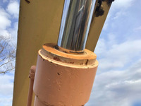 いすゞエルフ穴掘建柱車小型（2t・3t）[写真12]