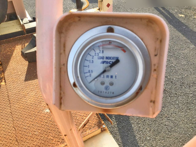 いすゞエルフ穴掘建柱車小型（2t・3t）[写真19]