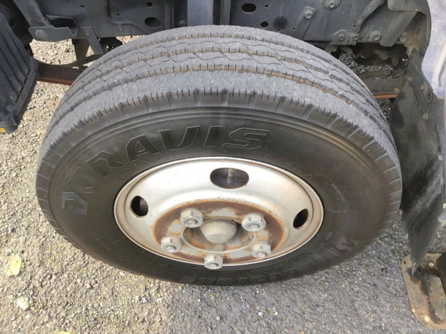 いすゞエルフ穴掘建柱車小型（2t・3t）[写真20]