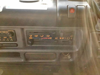 いすゞエルフ穴掘建柱車小型（2t・3t）[写真29]