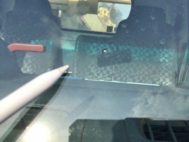 いすゞエルフ穴掘建柱車小型（2t・3t）[写真32]