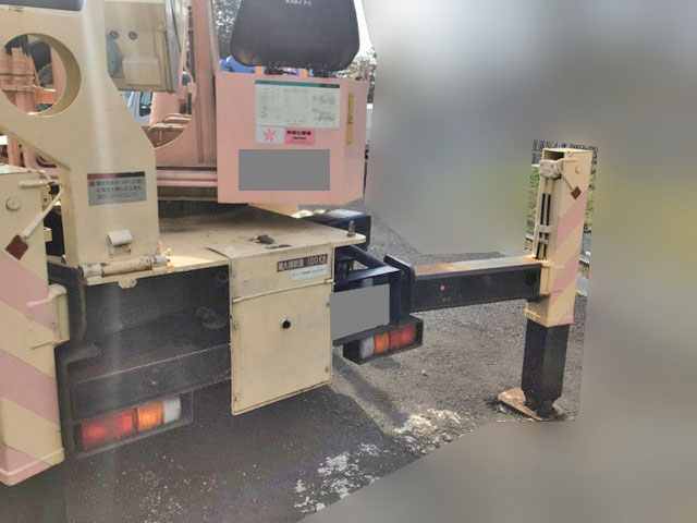 いすゞエルフ穴掘建柱車小型（2t・3t）[写真07]