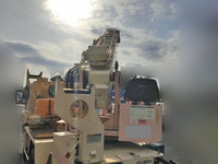 いすゞエルフ穴掘建柱車小型（2t・3t）[写真09]