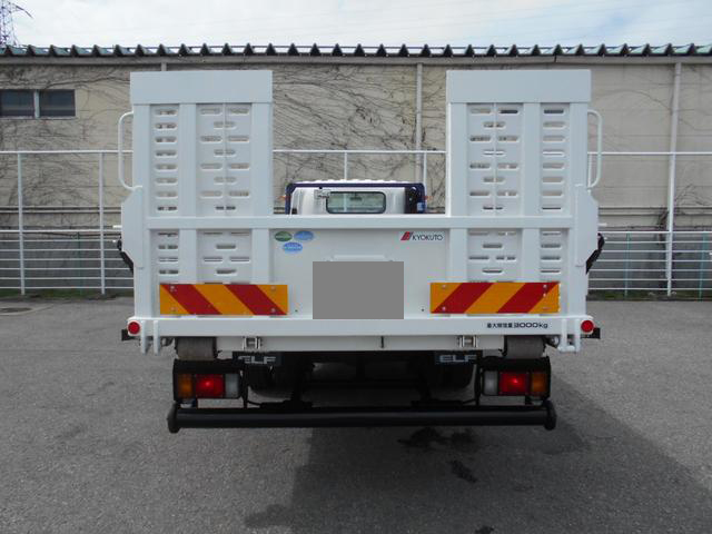 いすゞエルフセーフティローダー小型（2t・3t）[写真11]