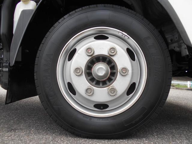 いすゞエルフセーフティローダー小型（2t・3t）[写真23]