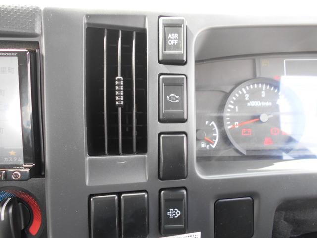 いすゞエルフセーフティローダー小型（2t・3t）[写真31]