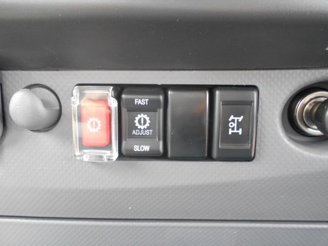 いすゞエルフセーフティローダー小型（2t・3t）[写真33]