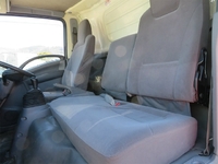 いすゞエルフアルミウイング小型（2t・3t）[写真10]