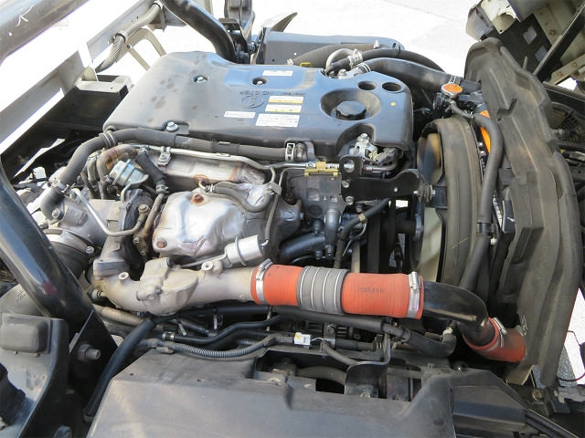 いすゞエルフアルミウイング小型（2t・3t）[写真33]