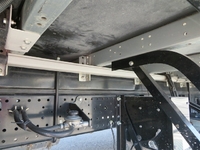 いすゞエルフアルミウイング小型（2t・3t）[写真36]