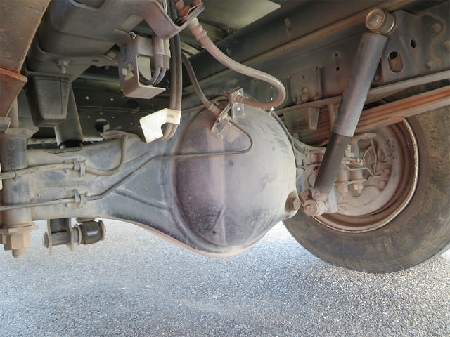 いすゞエルフアルミウイング小型（2t・3t）[写真40]