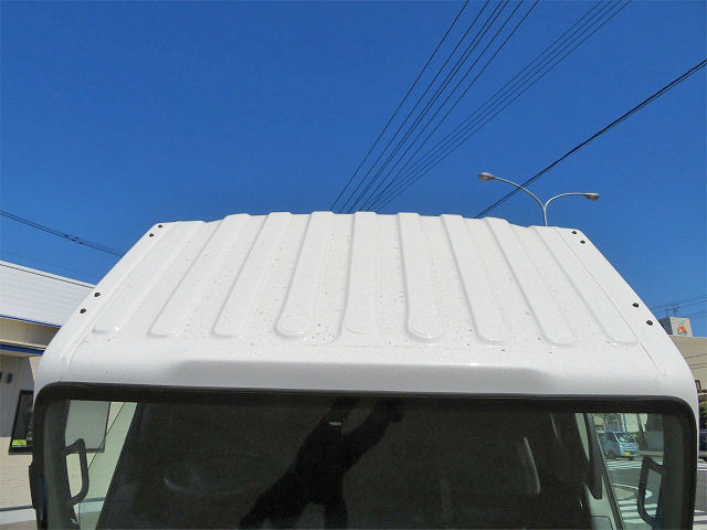 いすゞエルフアルミウイング小型（2t・3t）[写真06]