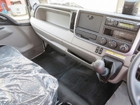 三菱ふそうキャンタークレーン6段小型（2t・3t）[写真13]