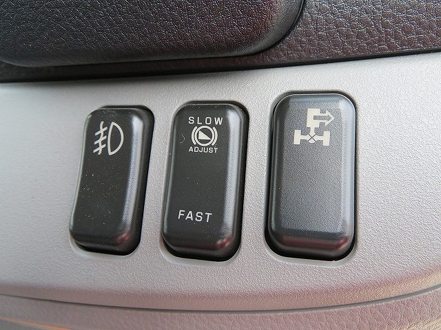 三菱ふそうキャンタークレーン6段小型（2t・3t）[写真15]